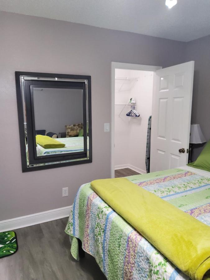 Beautiful Apartment Close To Everything Tampa Exterior photo